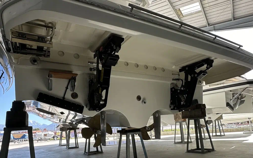 slider 11 Prestige Yachts 420 Fly