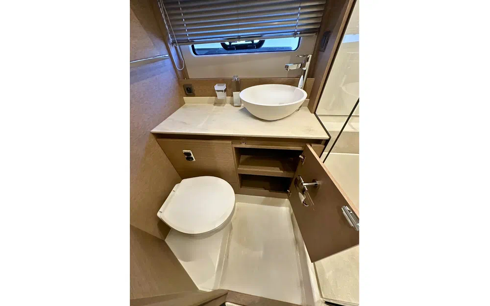 slider 30 Prestige Yachts 420 Fly