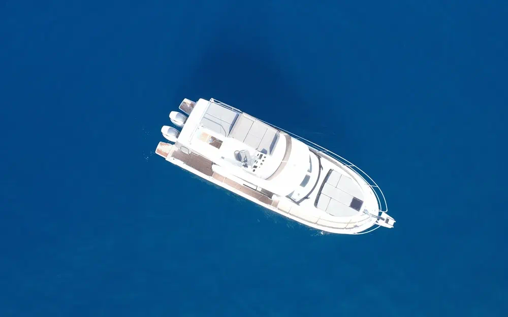 slider 12 Beneteau Antares 11