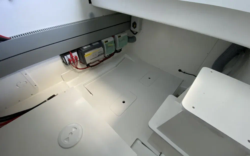slider 20 Beneteau Antares 11