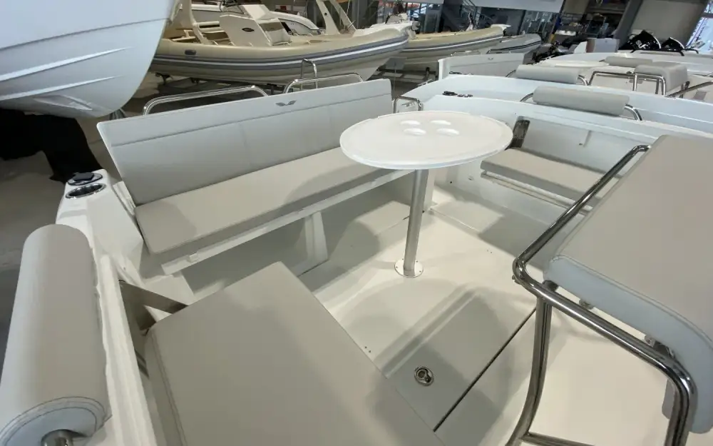 slider 4 Beneteau Flyer 7 SPACEdeck