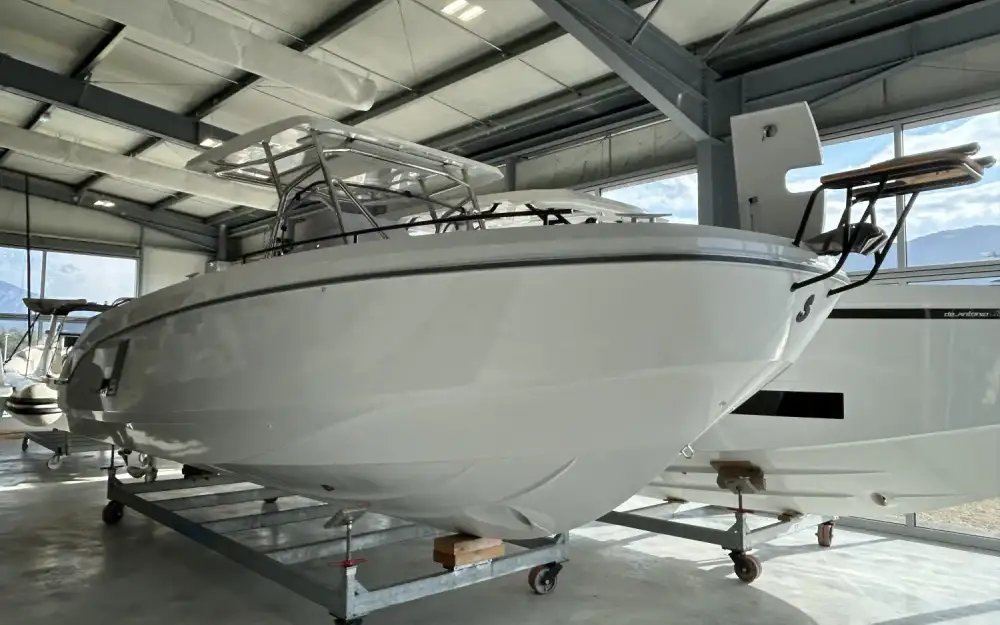 slider 4 Beneteau Flyer 9 Spacedeck