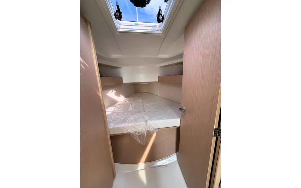 slider 17 Beneteau Oceanis 30.1