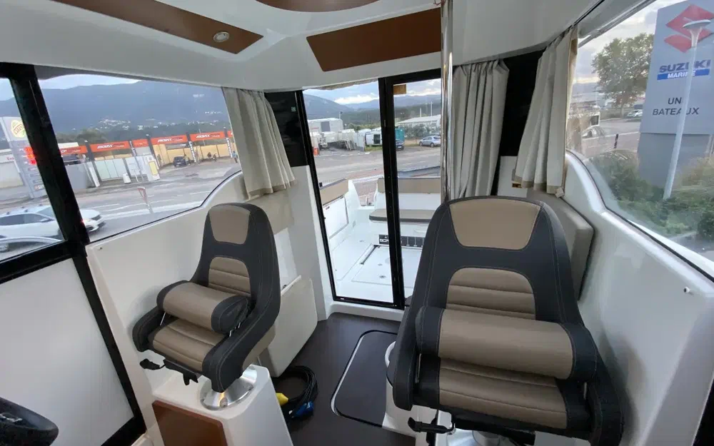 slider 17 Jeanneau Merry Fisher 855