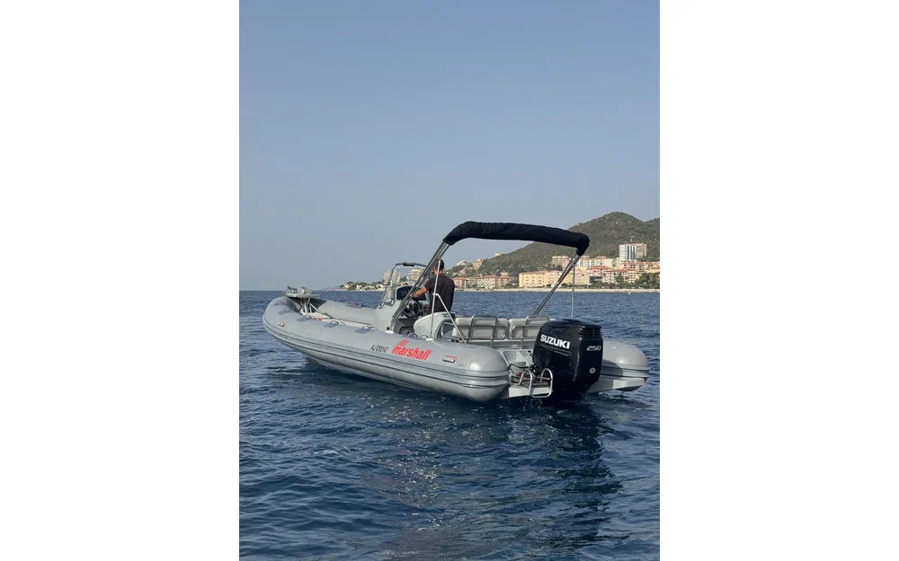 slider 13 Marshall M6 Touring
