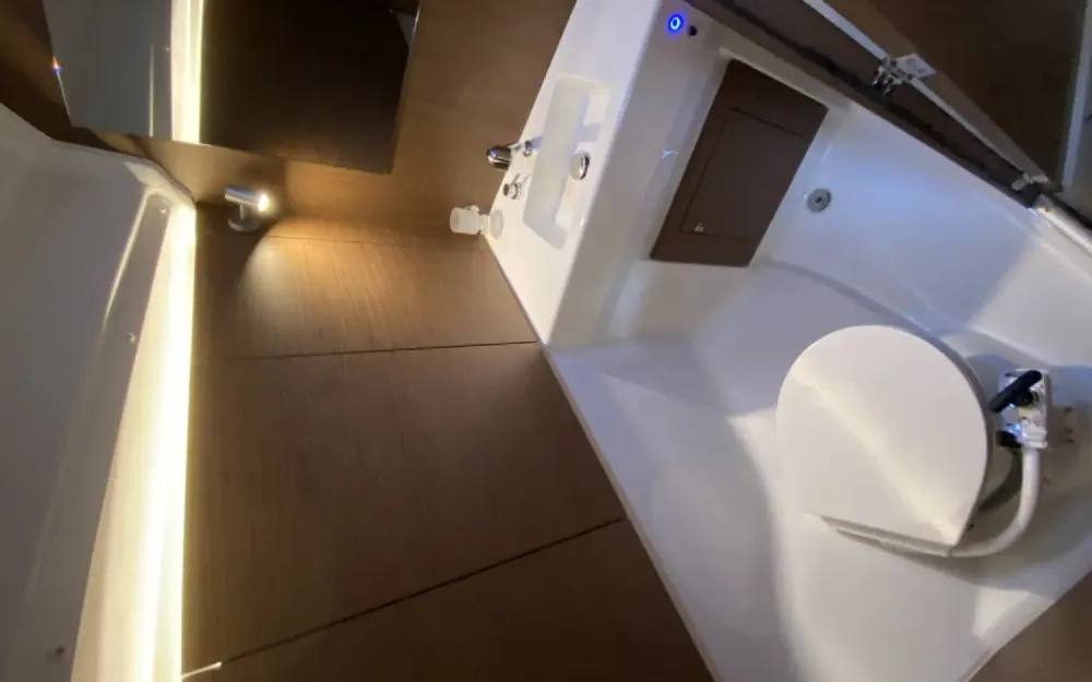 slider 11 Beneteau Oceanis 40.1 - null