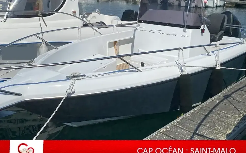 JeanneauCap Camarat 675