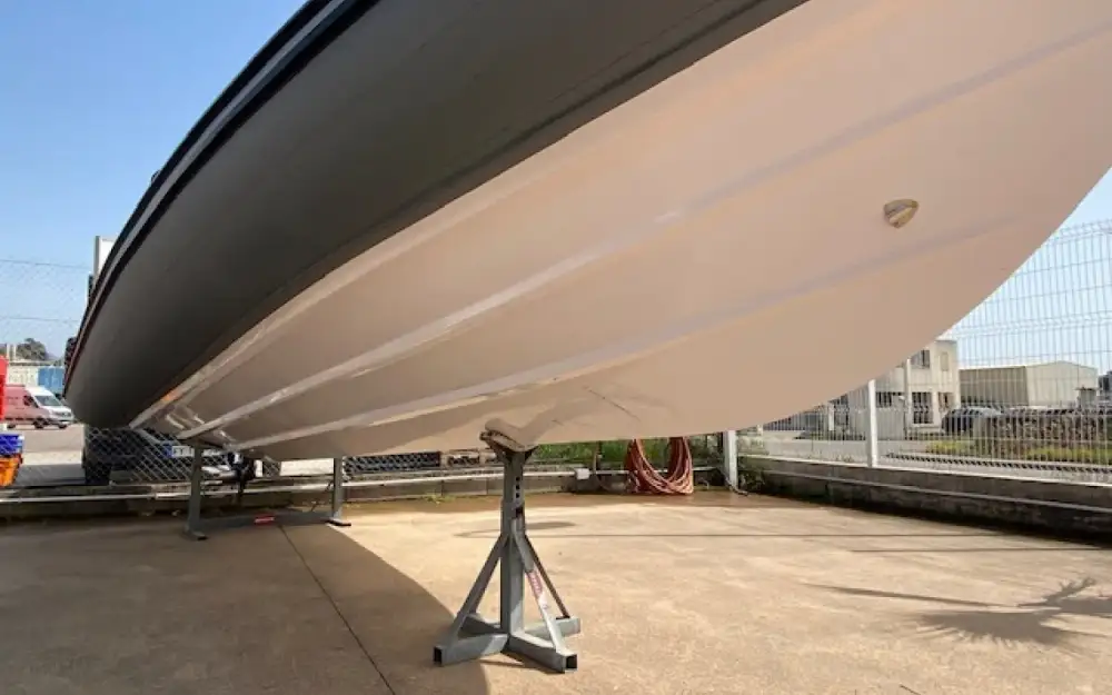 slider 1 Ranieri Cayman 23 Sport Touring