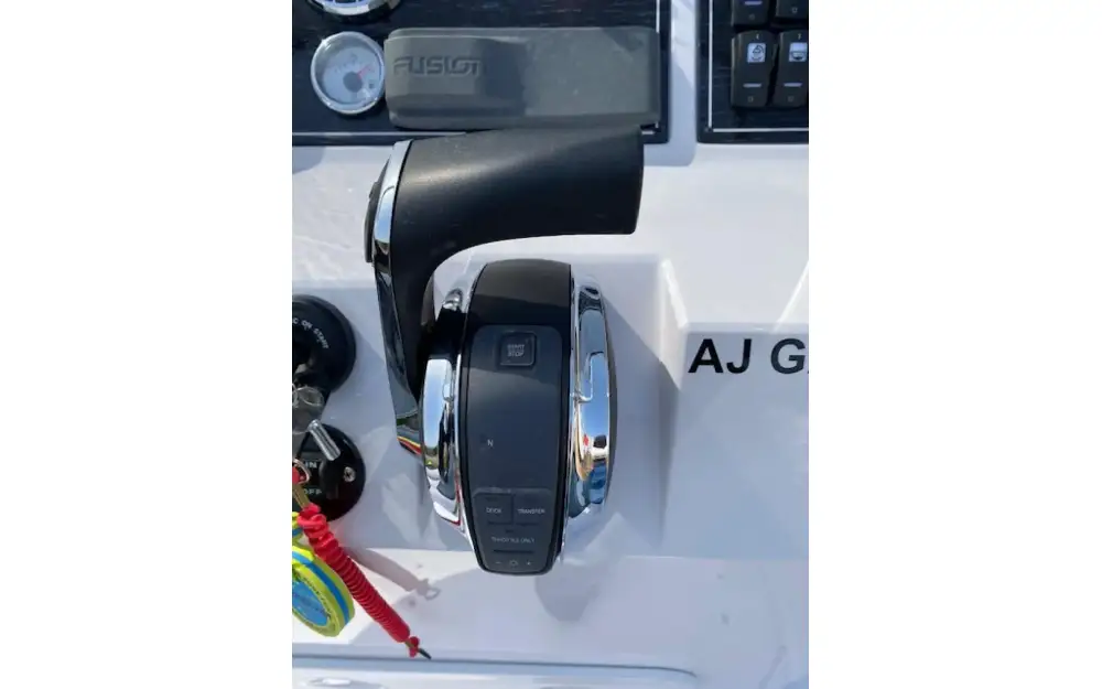 slider 28 Ranieri Cayman 23 Sport Touring