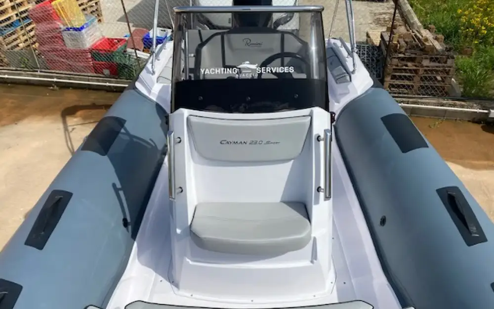 slider 30 Ranieri Cayman 23 Sport Touring