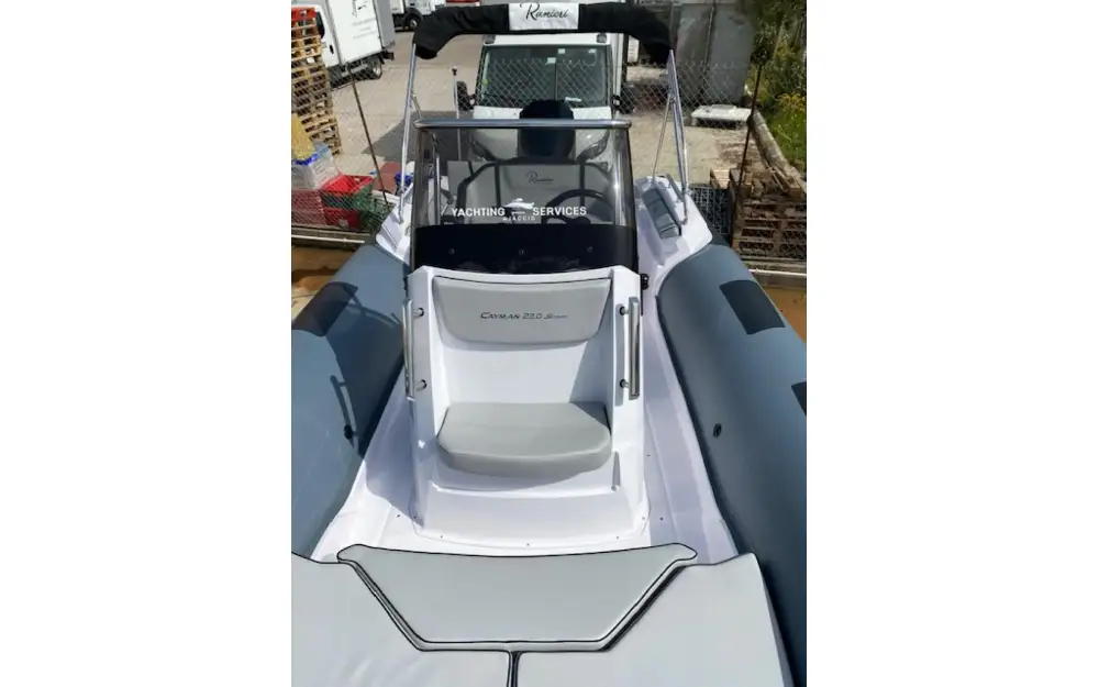 slider 31 Ranieri Cayman 23 Sport Touring