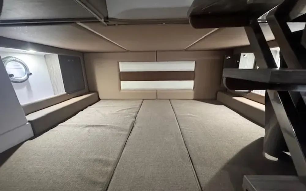 slider 13 Ranieri Next 370 Sh