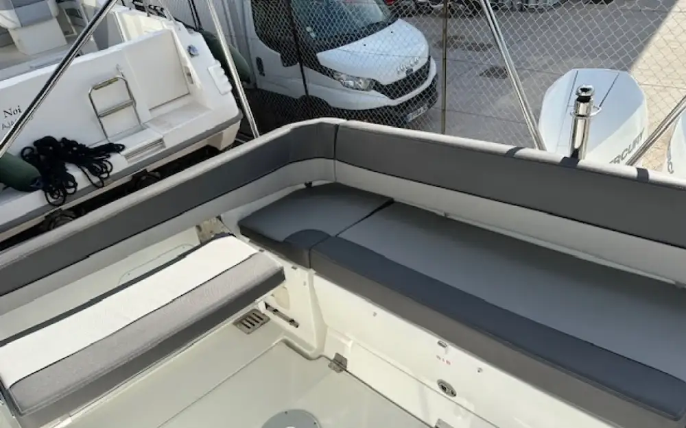 slider 15 Jeanneau Cap Camarat 9.0 CC
