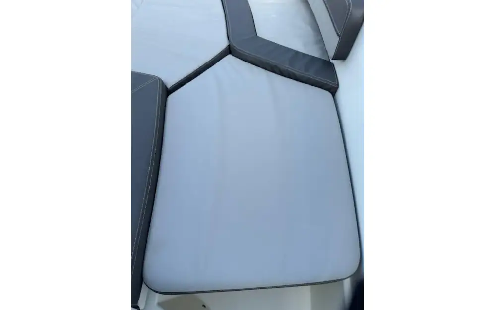 slider 20 Jeanneau Cap Camarat 9.0 CC