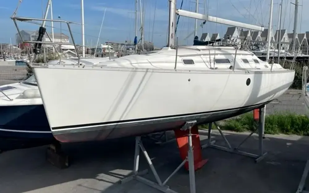 BeneteauFirst 310