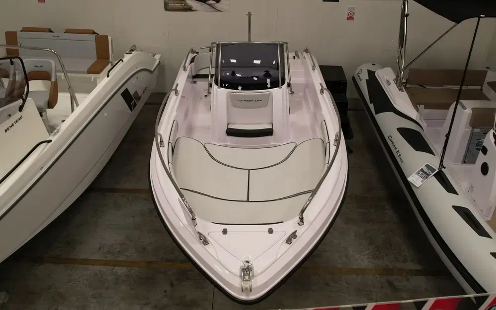 slider 0 Ranieri Voyager 19 S