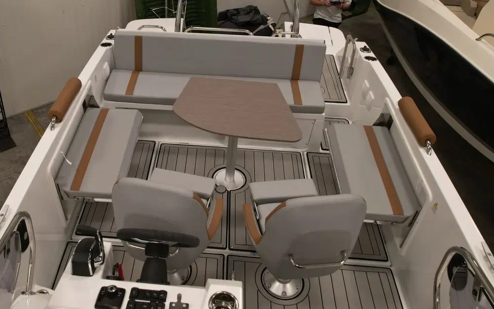 slider 10 Beneteau Flyer 8 SUNdeck V2