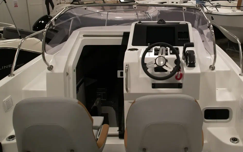 slider 13 Beneteau Flyer 8 SUNdeck V2