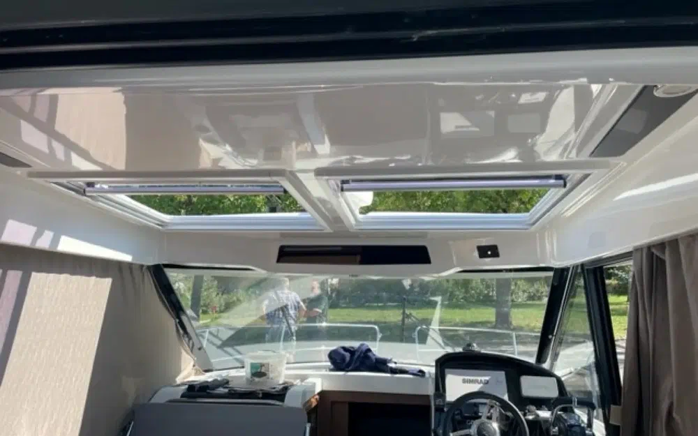 slider 5 Jeanneau Merry Fisher 895