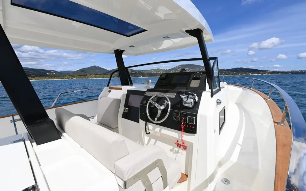 slider 8 Rhea  32 - null