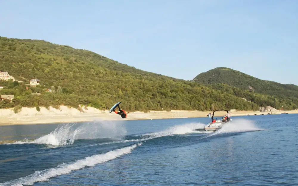 slider 13 Method Wake Ski 6.2