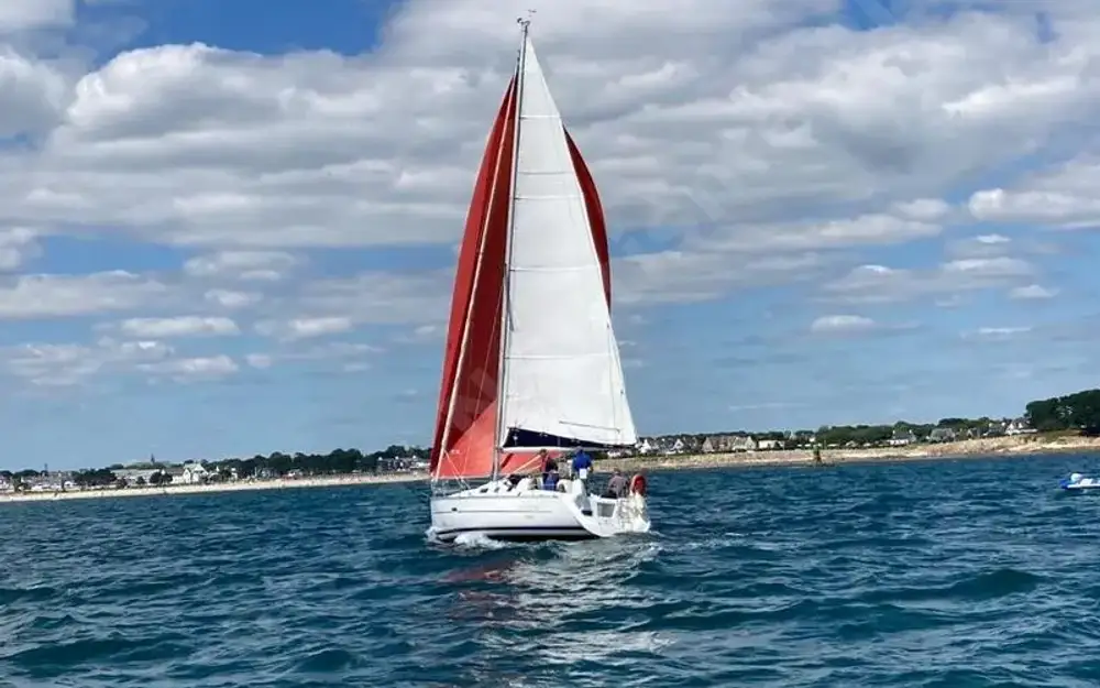 BeneteauOceanis 323 Clipper