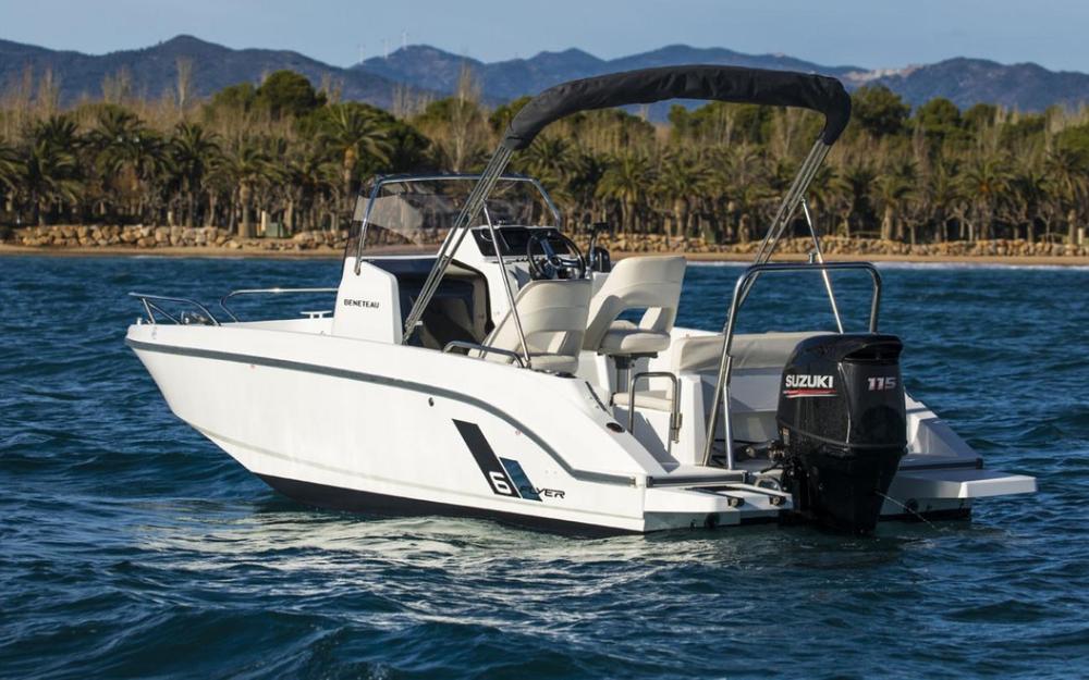 slider 1 Beneteau Flyer 6 SPACEdeck