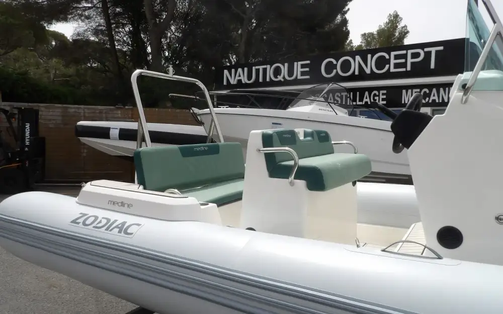 slider 1 Zodiac Medline 580
