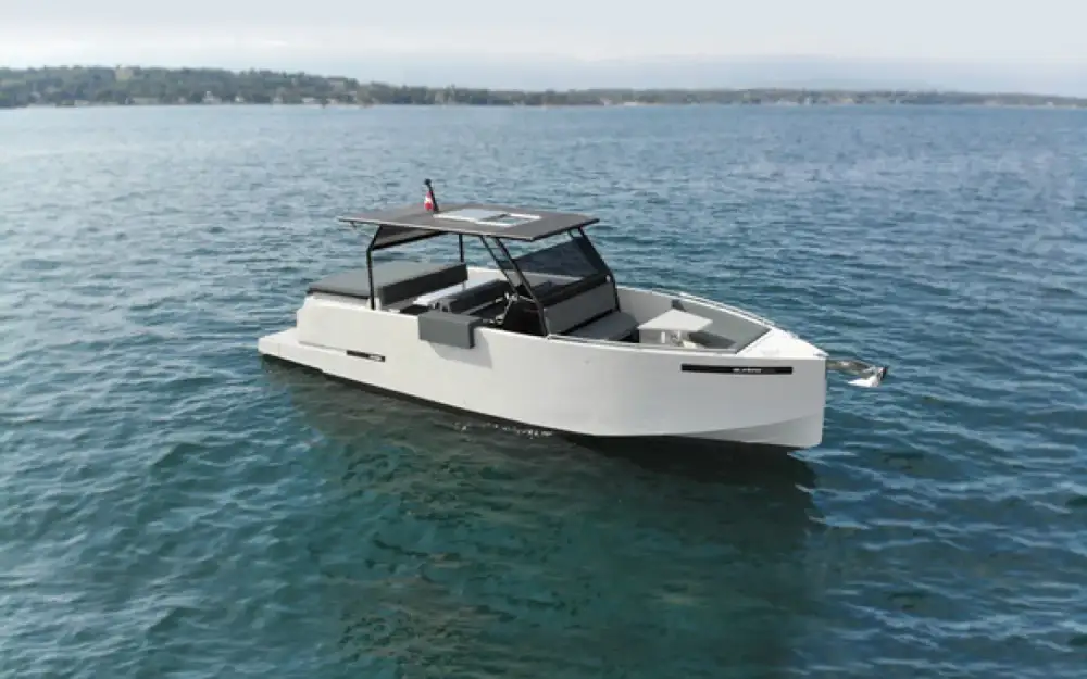 slider 1 De Antonio Yachts D28 Xplorer