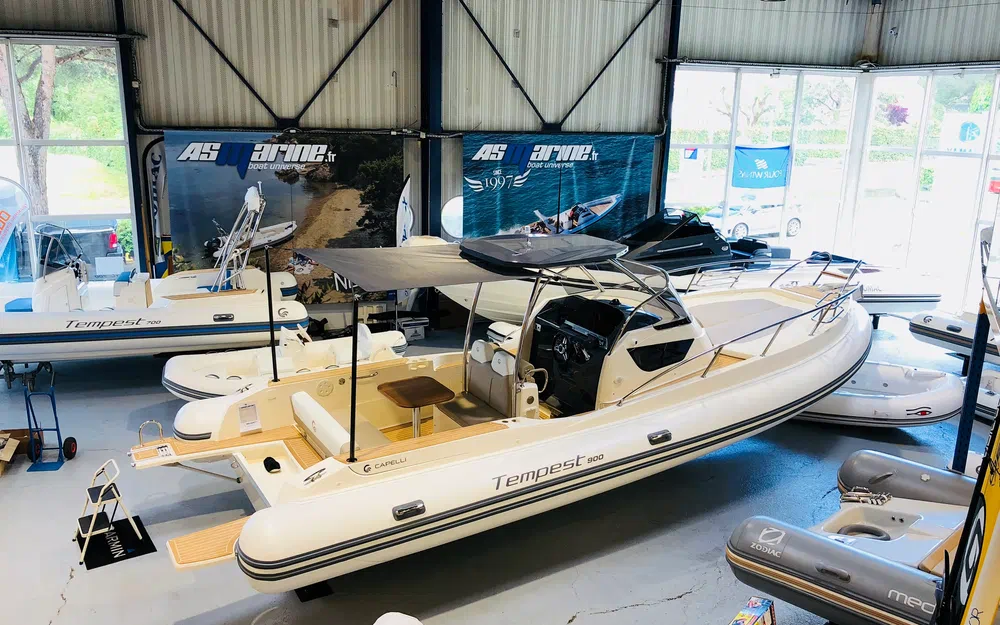 slider 0 Capelli Tempest 900