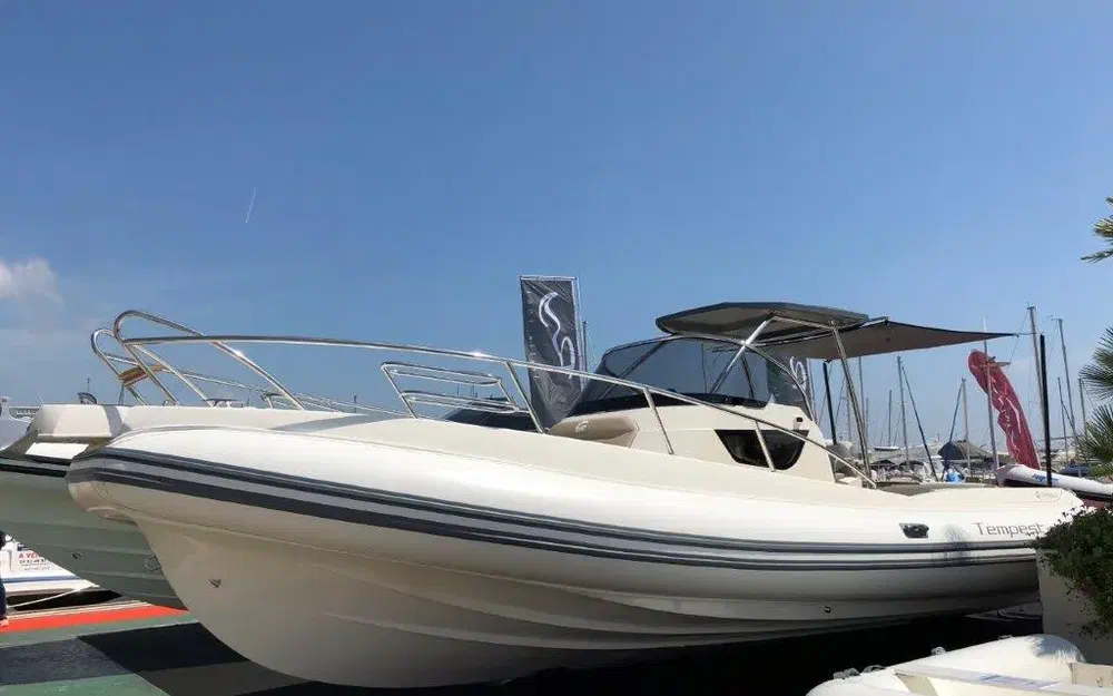 slider 11 Capelli Tempest 900