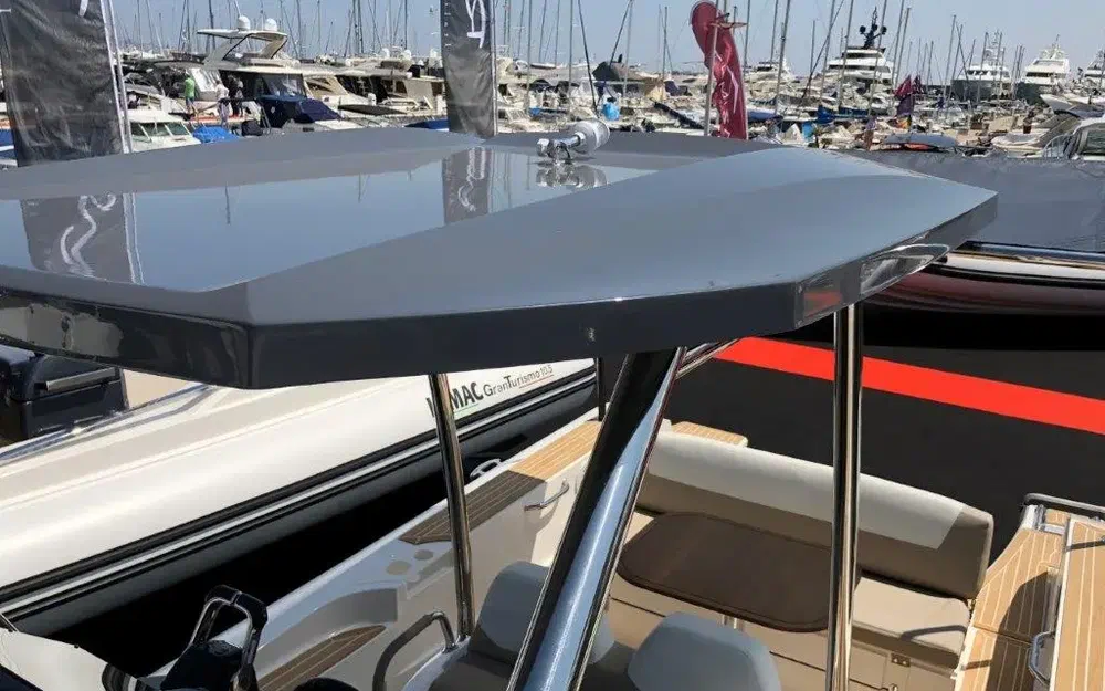 slider 8 Capelli Tempest 900