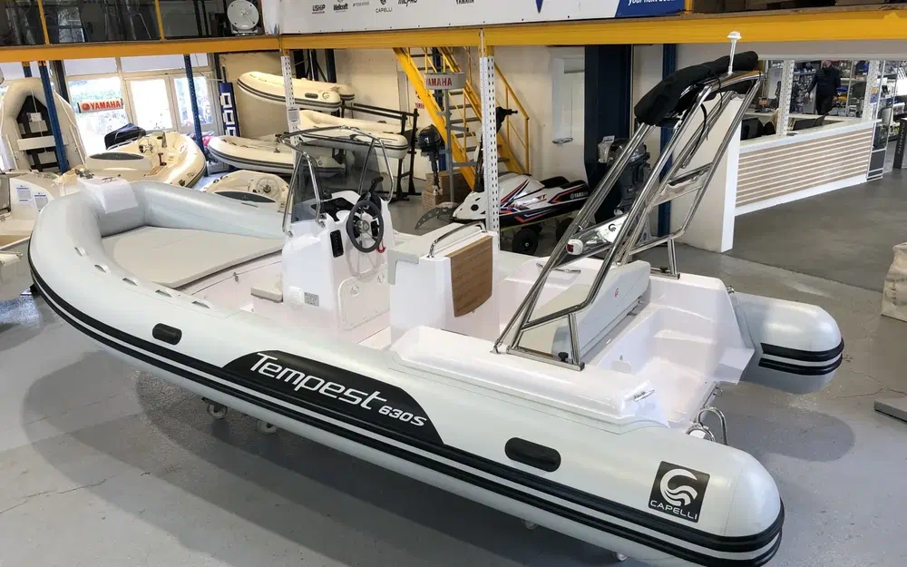 slider 8 Capelli Tempest 630