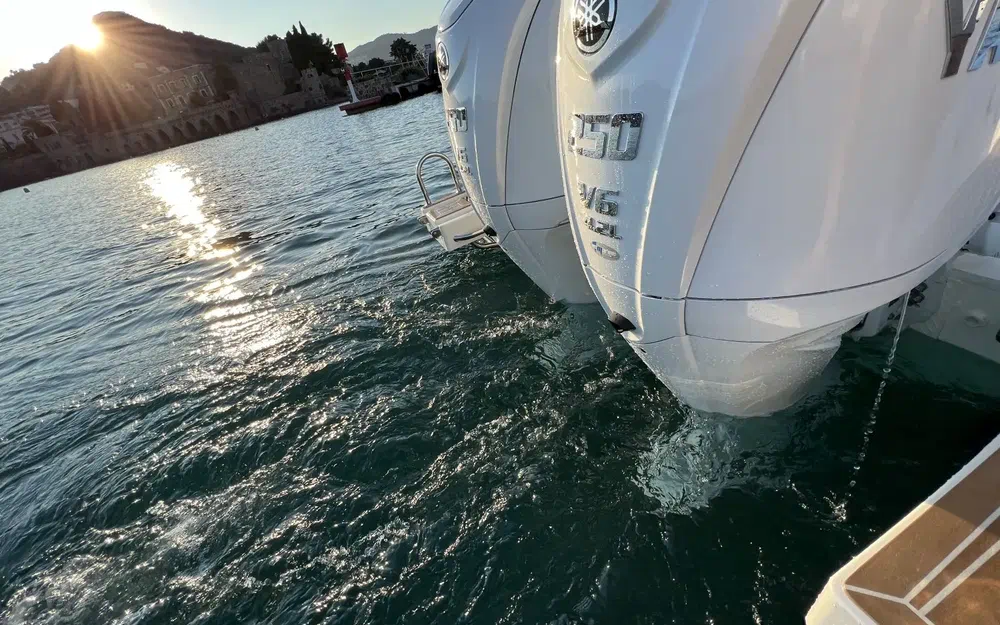 slider 3 Capelli Tempest 1000