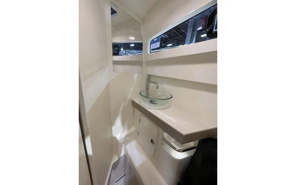 slider 5 Capelli Tempest 1000