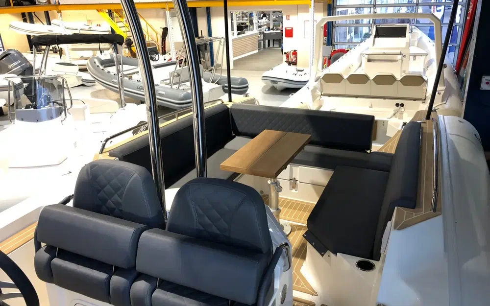 slider 12 Capelli Tempest 1000