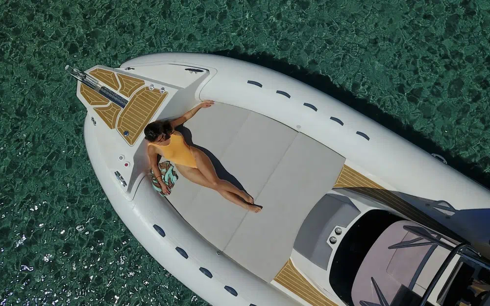 slider 2 Capelli Tempest 1000