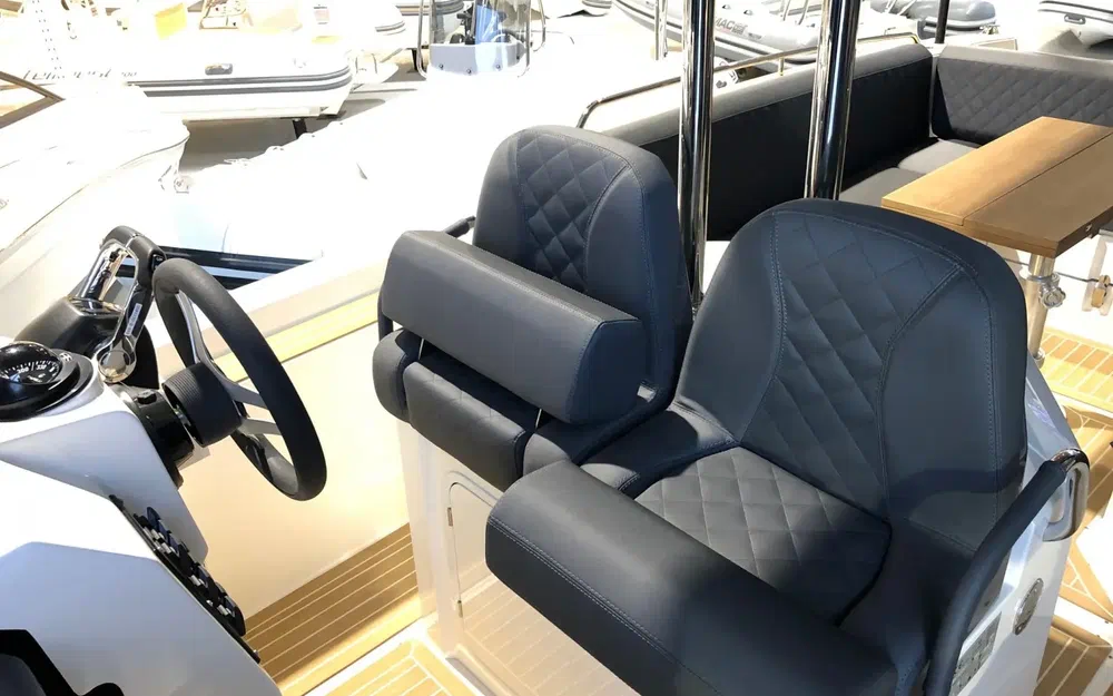 slider 3 Capelli Tempest 1000