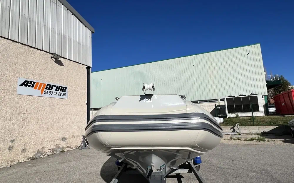 slider 4 Capelli Tempest 650