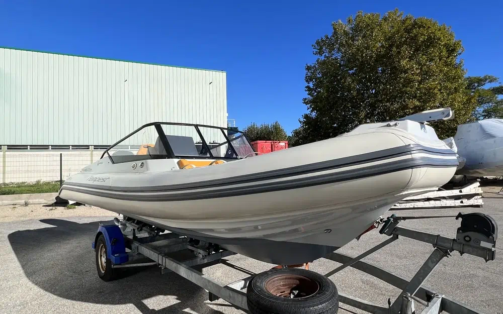 slider 5 Capelli Tempest 650