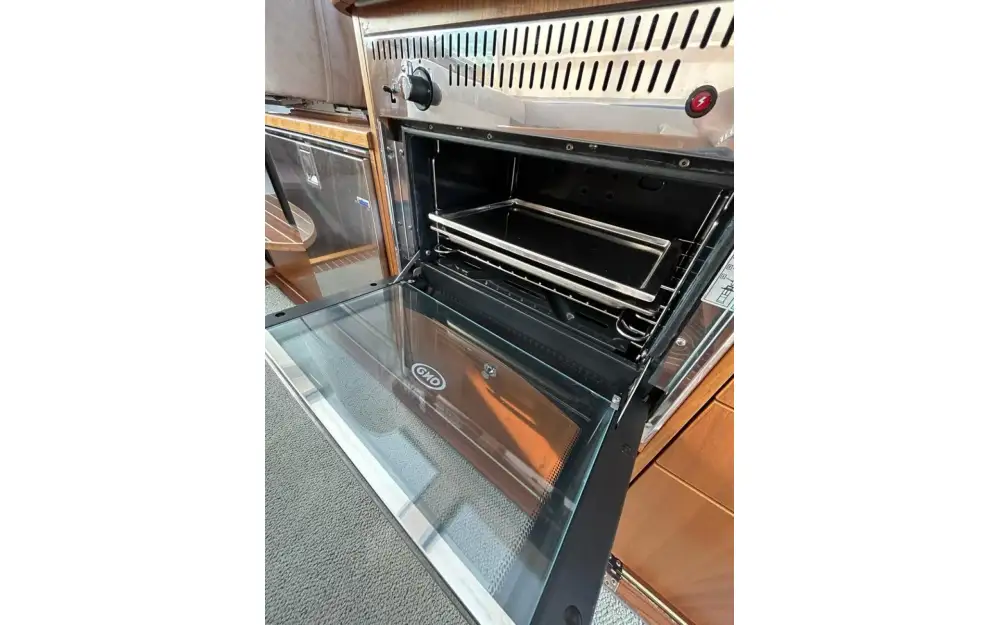 slider 11 Nimbus  365 Coupe