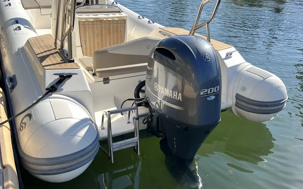 slider 10 Capelli Tempest 700