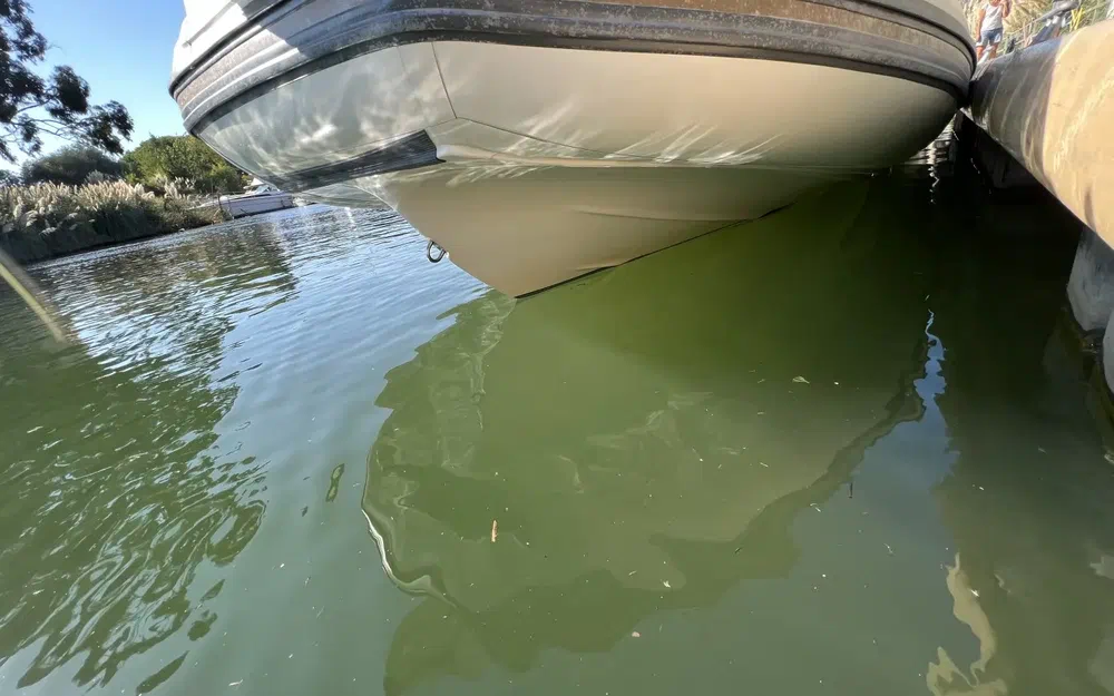 slider 17 Capelli Tempest 700