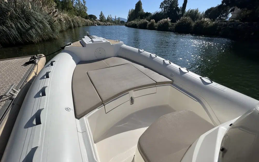 slider 2 Capelli Tempest 700