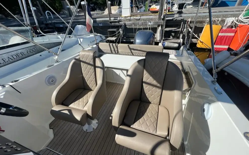 slider 2 Pacific Craft  750 Open