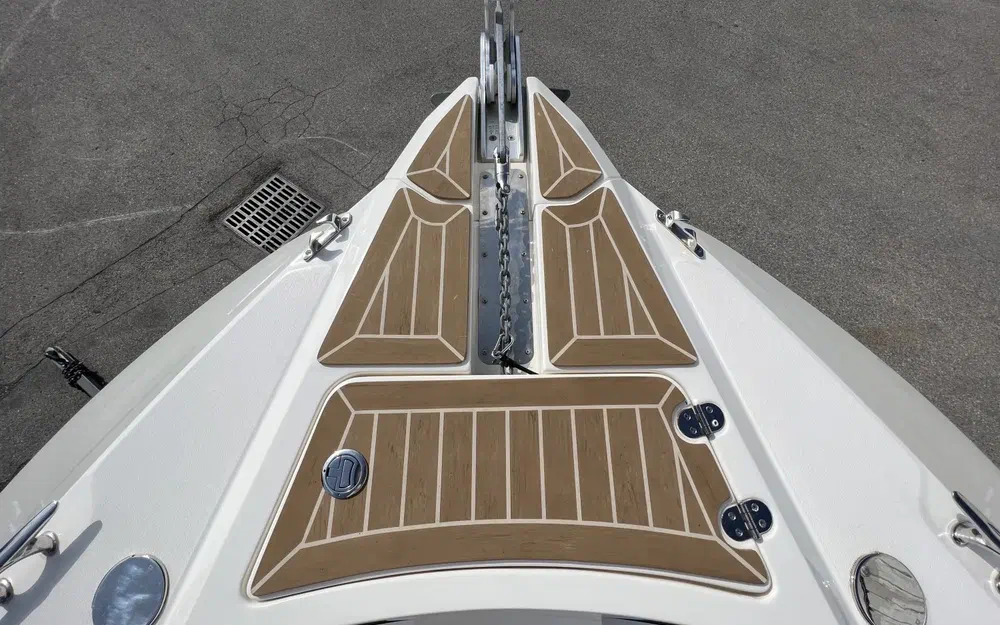 slider 5 Capelli Tempest 750