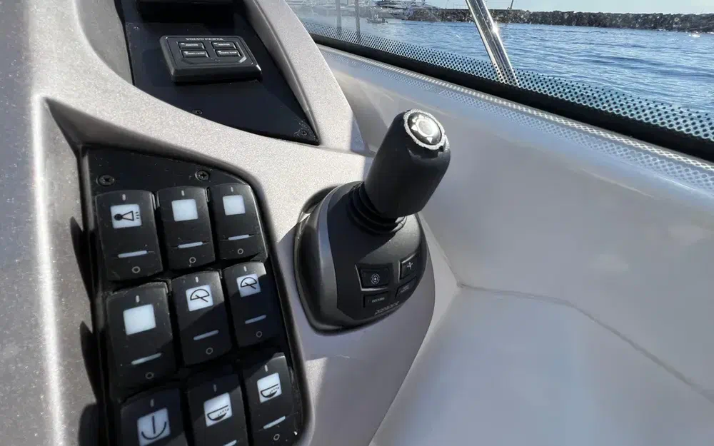 slider 26 Sessa Marine C38