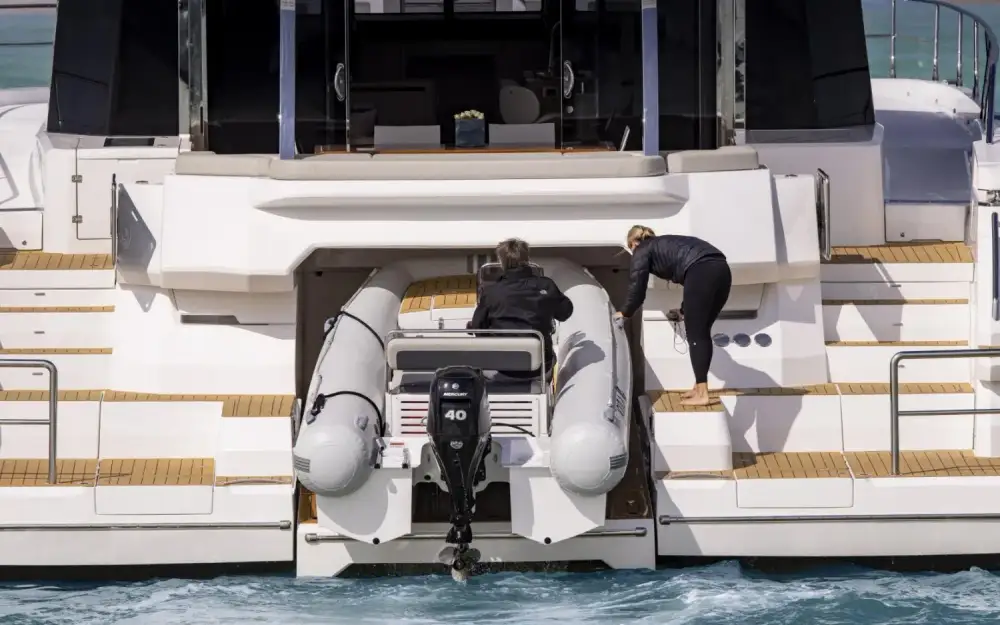 slider 7 Aquila  70 Luxury