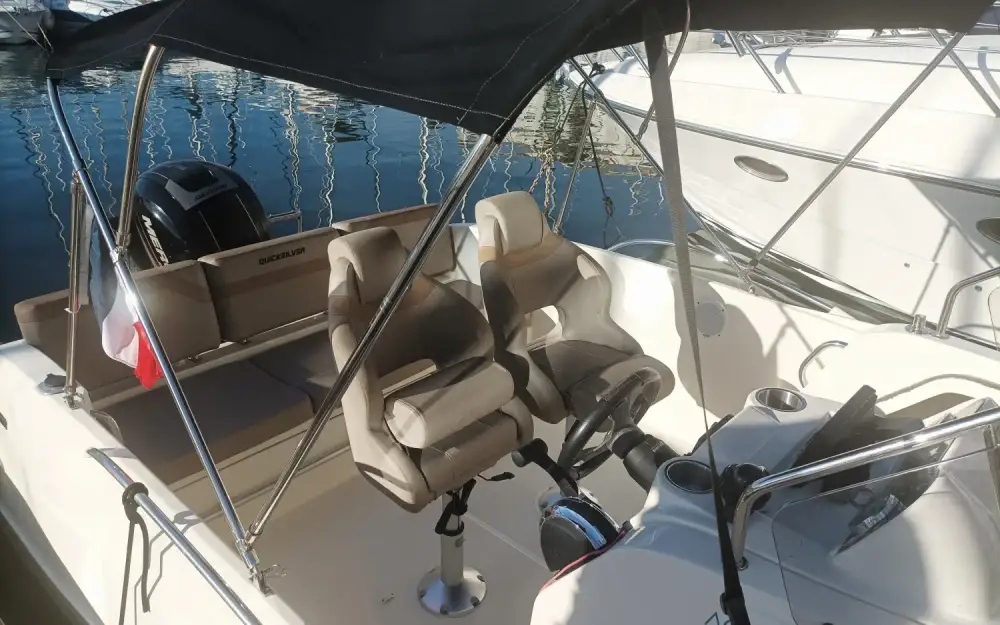 slider 0 Quicksilver Activ 675 Open Smart Pack