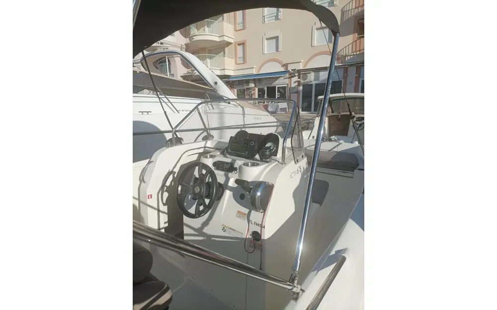 slider 20 Quicksilver 675